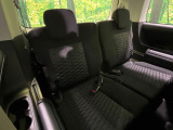 3列目シートはもちろん状態良好☆大人でもゆったりと座って頂けますので、大人数でのお出かけもラクラクです♪ご家族で、気の知れた仲間で、ドライブに行くのが楽しみですね♪