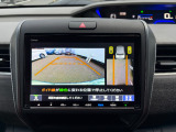 バックでの駐車が苦手な方や運転にあまり自信のない方でも後方の視界をしっかりサポート。安心して車庫入れが出来るバックカメラを装備しています!