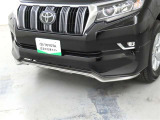 トヨタ純正用品のフロントバンパースポイラーを装着しております