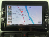 純正ナビ付き☆大きい画面で見やすく大変人気です(^^)/ CDやDVDも入ります☆