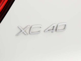 XC40エンブレム