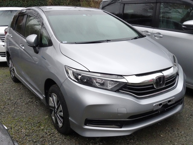 シャトル 1.5 ハイブリッド ホンダセンシング 4WD 