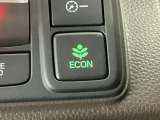 ★ECONスイッチ★ エコドライブを加速しよう!スイッチをONにすると、運転の仕方によるロスを抑え込み燃費をよくするようクルマが頑張ります(*^ー^*)燃費向上にチャレンジ♪