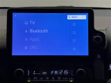 【10.5インチディスプレイオーディオplus】BluetoothオーディオやTV放送、AppleCarPlayやAndroidAutoなど多彩な機能を備えます。ナビゲーション機能も搭載。