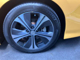 純正のアルミホイールで足元すっきり