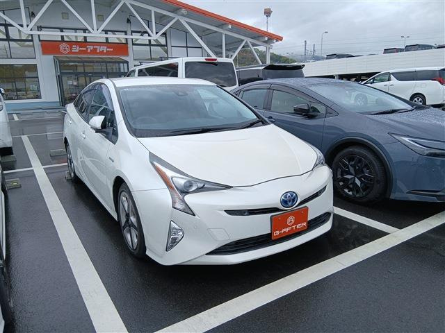 プリウス 1.8 A プレミアム ツーリングセレクション 禁煙 純正9インチナビ フルセグ