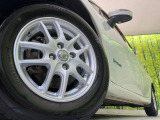 【純正14インチアルミホイール】外観にマッチした純正アルミホイールを装着しております。各種社外アルミホイールや、スタッドレスタイヤも取扱いしております。是非ご相談ください♪