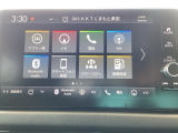Honda CONNECTディスプレイはナビ、スマホ連携、車両情報表示、各種設定操作を一つに集約した高機能タッチパネル。直感的に使える便利なインターフェースです。