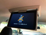 【フリップダウンモニター】大画面モニターで後席でもエンタメをお楽しみいただけます。小さなお子様にも大人気の装備です♪