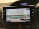 【バックモニター】駐車時に後方がリアルタイム映像で確認できます。駐車時や、夜間のバック時に大活躍♪