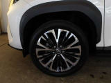 純正18インチアルミホイール装備です☆タイヤ4本交換済です♪