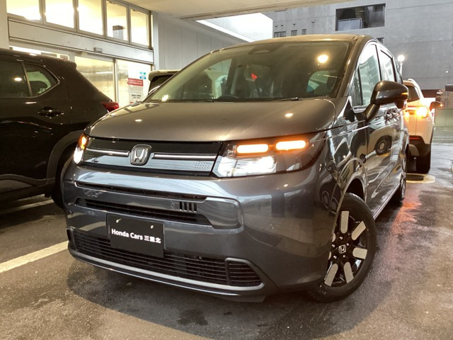 フリード 1.5 e:HEV エアー EX 