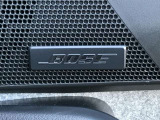 【BOSEサウンドシステム】高性能スピーカーで広がりのある、包み込むような音を体感してください。