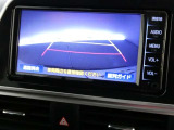 バックガイドモニターで、後方を確認しながら安心して駐車することができます。運転初心者も熟練者も必須の機能ですよ!