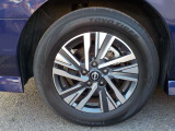 純正アルミホイ-ル付きです。タイヤサイズは、205/65R16です。