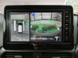 車を真上から画面で確認出来るアラウンドビューモニター♪画面を見ながら車庫入れが非常に楽になります!