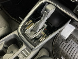 発進時から滑らかに加速する無段階変速のCVTはストップ&ゴーの多い街の中も快適です