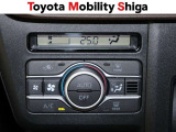 ワンタッチで室温調整!便利なオ-トエアコン装着車です。