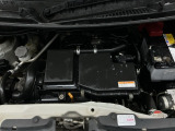 技術が詰まったエンジンルームもご覧の通りピカピカにクリーニング済みです。ハイブリッドなのでお財布にも環境にも優しいです。