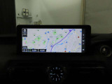 とても鮮明なモニターでルート案内も視覚ではっきりと確認していただけます。また、地図更新がご納車してから2年間無料となっております。
