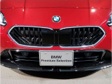 ☆BMWの代名詞とも言える【キドニーグリル】一目見ただけでBMW車であると認識できる確固たるアイコンとして存在感を放ちます☆