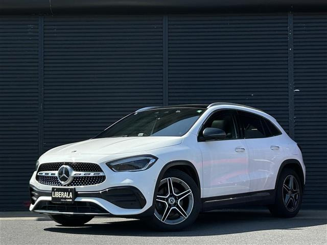 GLAクラス GLA200d 4マチック AMGライン 4WD サンルーフ ワンオーナー