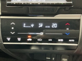 オートエアコン付きです!お好みの温度をセットするだけでエアコンの風量などを自動でコントロール。快適な車内でお過ごしいただけます。