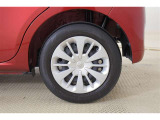 純正14インチスチールホイルでフルキャップです。タイヤサイズは165/65R14になります!