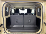 普段のお買い物や通勤、送迎等に十分な荷室スペースを確保しております。セカンドシートを倒すと、大きな荷物の積載も可能です♪