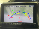 【バックカメラ】駐車時に後方がリアルタイム映像で確認できます。大型商業施設や立体駐車場での駐車時や、夜間のバック時に大活躍!運転スキルに関わらず、今や必須となった装備のひとつです!