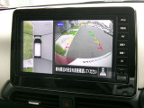 アラウンドビューモニター付きです 上から見たイメージで駐車出来ますので車庫入れの苦手な方も楽に駐車出来ます♪