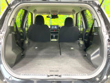 普段のお買い物や通勤、送迎等に十分な荷室スペースを確保しております。セカンドシートを倒すと、大きな荷物の積載も可能です♪