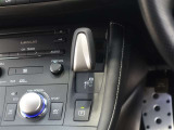 エレクトロシフトマチック(電子式シフトレバー)を採用しております(^^♪直感的に操作することができます!