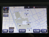 【純正8型ナビ】専用設計で車内の雰囲気にマッチ!ナビ利用時のマップ表示は見やすく、いつものドライブがグッと楽しくなります!