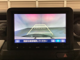 バックでの車庫入れも安心です! リアカメラが付いているバックモニター付のナビを装備しております。操作線もついており距離感も画面から確認できます。