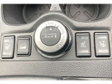 ALLMODE4X4i 「AUTOモード」を選べば、路面が変化しても安定した走りができます。「2WDモード」「LOCKモード」も選べます。ヒルディセントコントロール装備してます。
