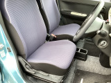 運転席の状態もグッド!年式・走行距離をほとんど感じさせない、大変きれいな室内です!
