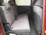 ゆとりある広々とした車内空間は、ドライブを始め買い物やレジャーなど、幅広く活躍します。一人でもみんなとでもお出かけを楽しみましょう!