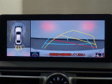 パノラミックビューモニター付きで、車両の周囲を確認することができるので安心できますね♪