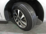 タイヤは ヨコハマ   2024年製がついています。他にも見たいところ、知りたいことなどございましたらお気軽にお問い合わせくださいませ。 専門スタッフが丁寧にお答えいたします。
