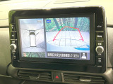 【アラウンドビューモニター】専用のカメラにより、上から見下ろしたような視点で360度クルマの周囲を確認することができます☆死角部分も確認しやすく、狭い場所での切り返しや駐車もスムーズに行えます。
