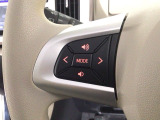 ステアリングリモコンは、運転中でも簡単に音量調整やチャンネル変更もできます!わき見運転防止にもつながるので安心です♪