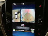 【パノラミックビュー&バックビュー】駐車時の安全確認をする為に車両上方からの映像と後方カメラからのを同時に表示しバックガイドも付いているのでバックの苦手な方でも安心して運転出来ますよ。