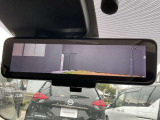 インテリジェントスマートルームミラー 後席の乗車時やお荷物などで後方確認ができない場合は後方確認専用カメラでくっきり!安心ですね!