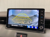 【バックカメラ】リバースにするだけで映ります、後方の安全確認や、狭い駐車場での車庫入れ、雨の日や夜間など視界の悪い時に便利です!安全にバックする為には欠かせない装備です。