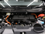 【エンジンルーム】Hondaならではの走り、i-VTECエンジン!街中や坂道での加速や高速道路での力強さが特徴です♪