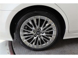 純正アルミホイール【タイヤサイズ225/45R18】