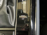 【ドライブセレクションスイッチ】 このスイッチを入れることで、自動的に低いギアに設定。扱いやすい駆動力を予め確保することで、アクセル操作のレスポンスが高まります。