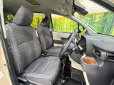 運転席シート廻りは使用感も少なく、良好な状態となっています。前オーナー様が丁寧に使っていたことがよくわかりますね。