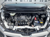 エンジンルームの画像です。店舗にて現車の確認もいただけますので、お電話で在庫のご確認の上是非ご来店くださいませ!!!ワクワクするクルマ選びをご提案します!